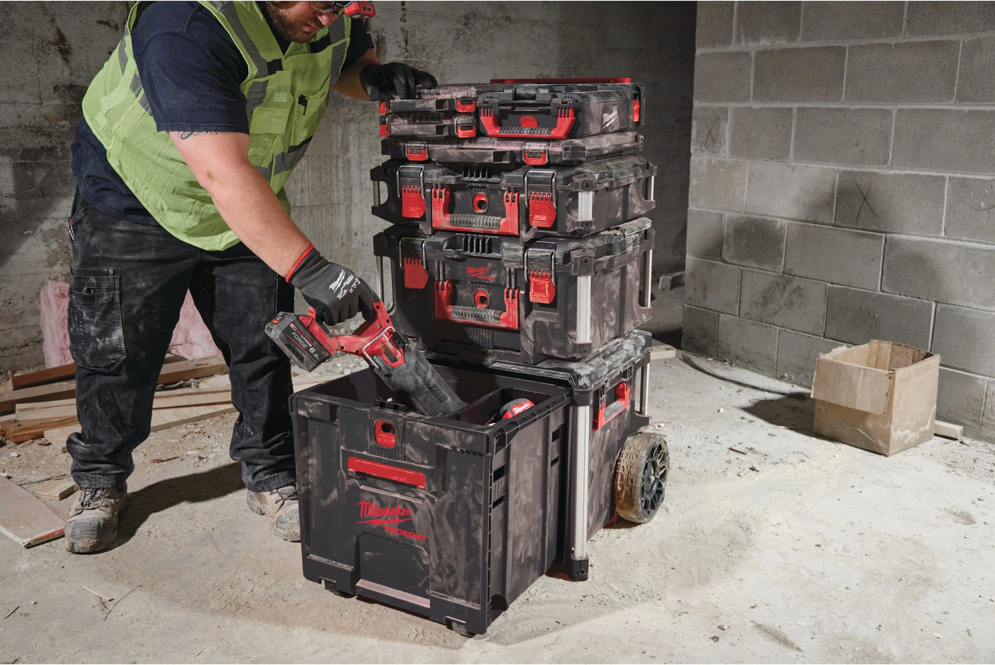 Baúl con ruedas y cajón PACKOUT Milwaukee