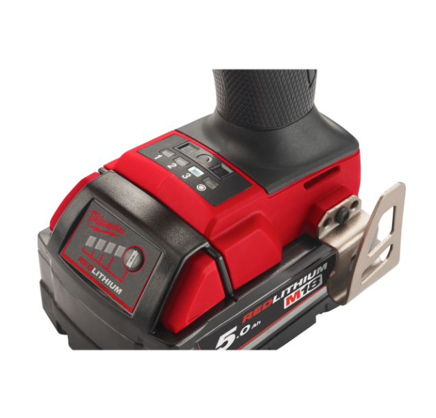Llave de impacto de par medio M18 FUEL 1/2" Con anillo de fricción Milwaukee M18 FMTIW2F12-502X