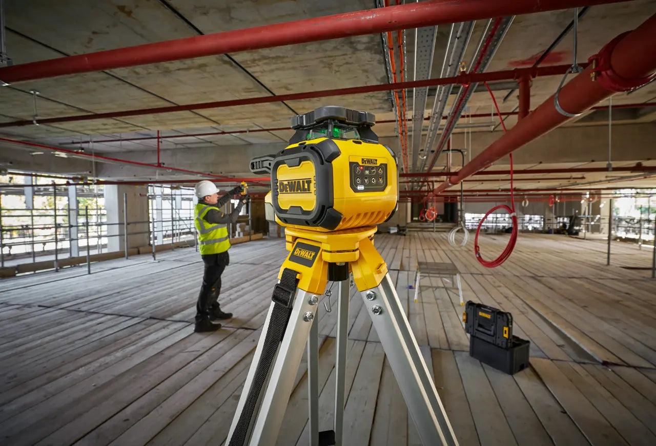 Kit Nivel Láser Rotativo Autonivelante Verde USB-C 600m con Detector Dewalt DCLE15221G