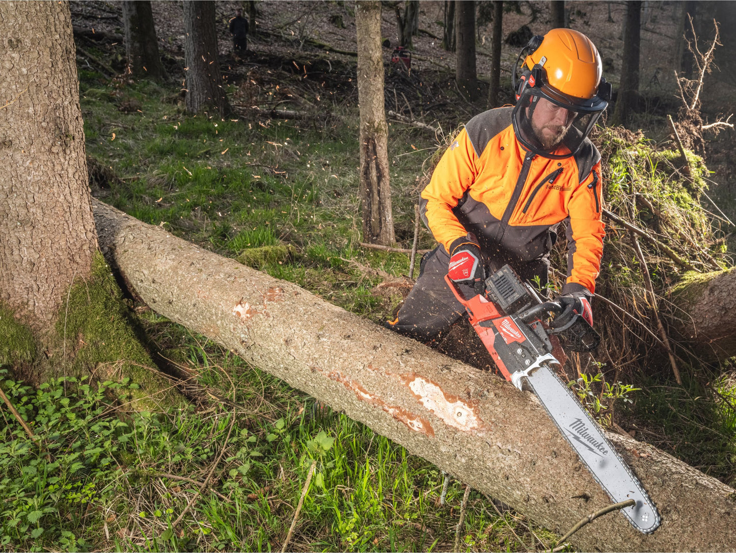 Motosierra de doble batería 50cm Milwaukee M18F2CHS50-802