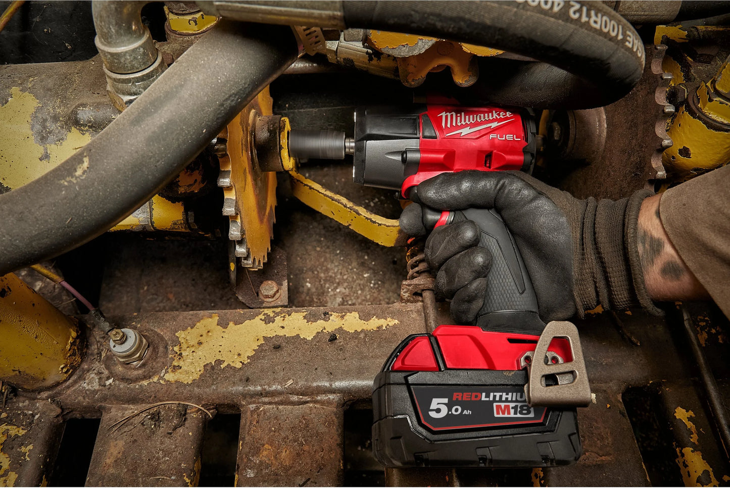 Llave de impacto de par medio M18 FUEL 1/2" Con anillo de fricción Milwaukee M18 FMTIW2F12-502X