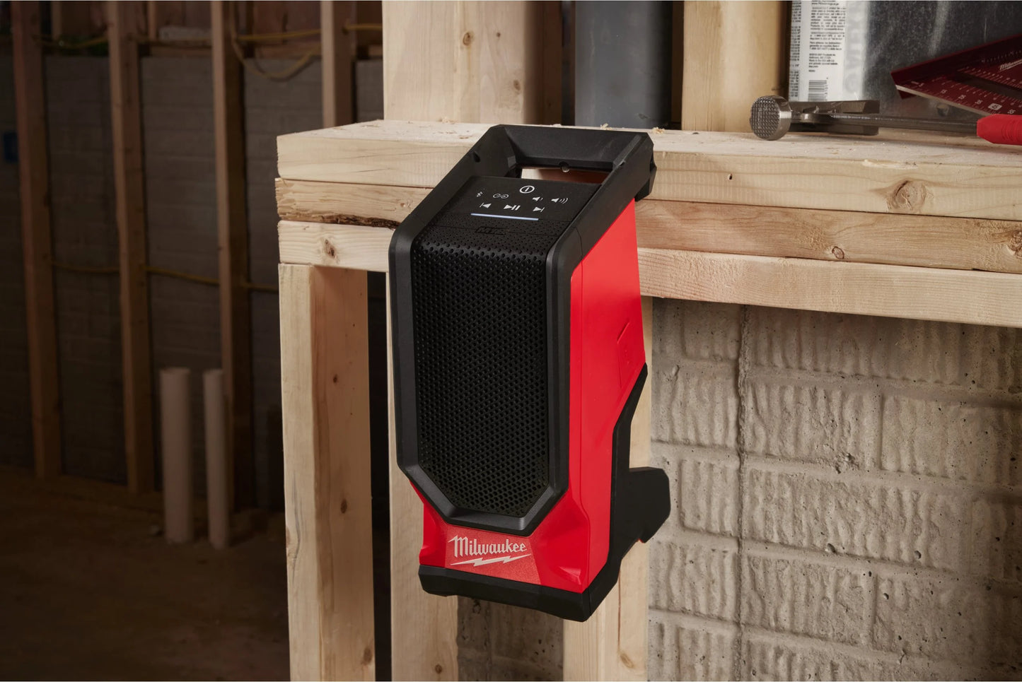 Altavoz M18 con Bluetooth Milwaukee M18 SPEJSG2-0