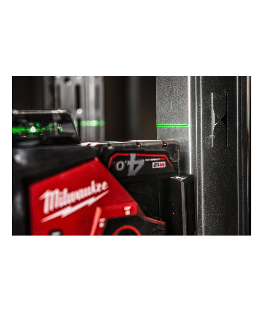 Nivel láser de 3 lineas Verde M12 Batería + Cargador + Maletin Milwaukee M123PL-401C